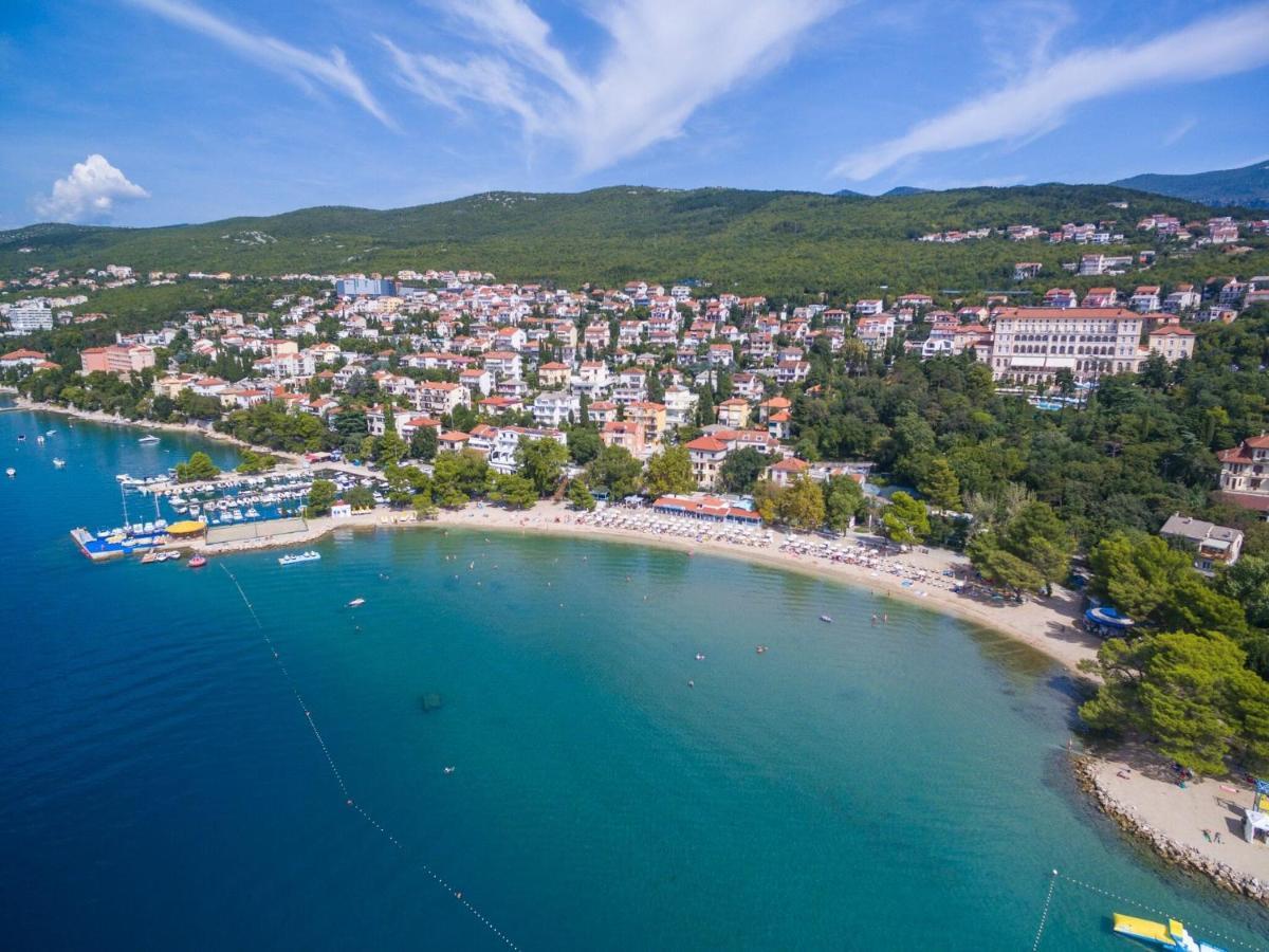 Apartments Cvetkovic Цриквеница Экстерьер фото